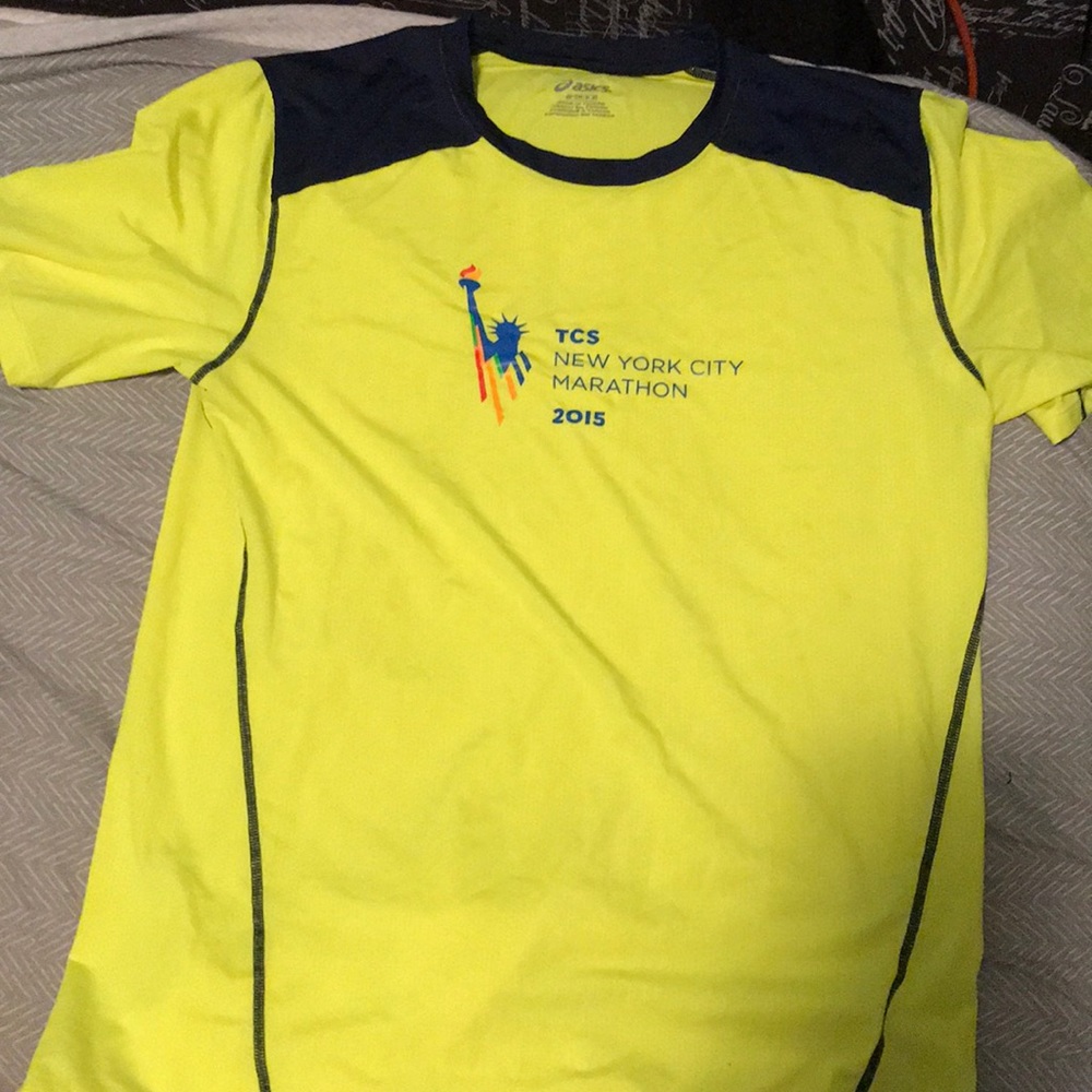 TCS 2015 Marathon Shirt SM (USED)